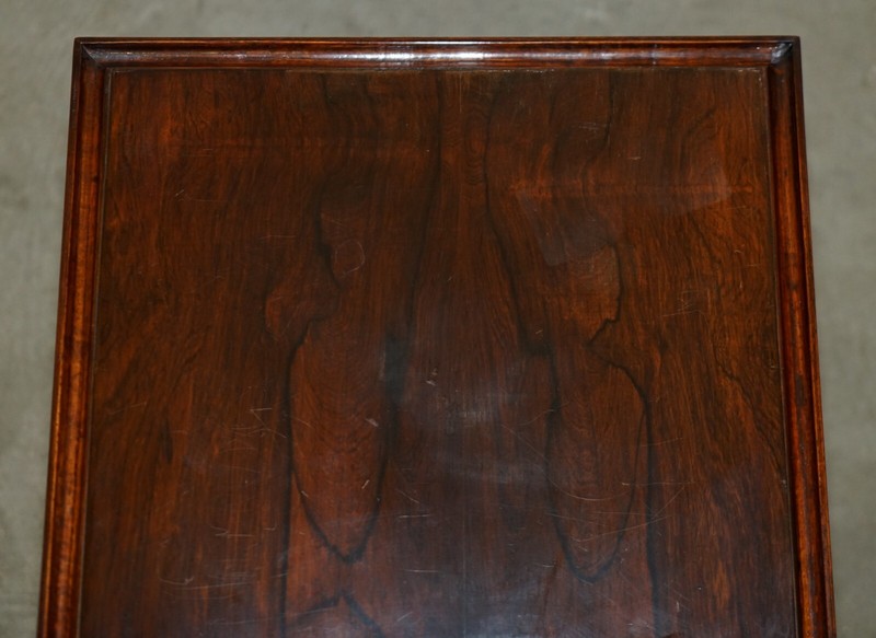 LUXURY PAIR OF SMALL MID CENTURY MODERN ROSEWOOD SIDE END LAMP WINE TABLES gallery
