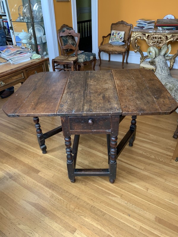 ENGLISH GATE LEG TABLE DROP LEAF SOLID OAK 17TH C.