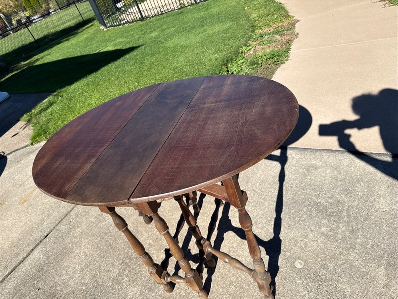 Vintage Wood Drop Leaf OVAL Gate Leg 31.75 X 44”~ 29” High