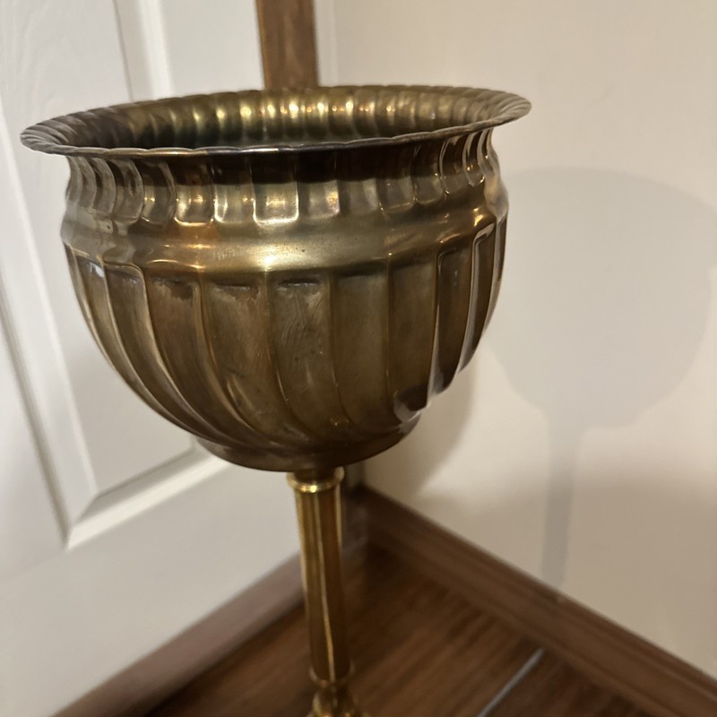 Vintage Brass Plant Planter Stand Pedestal Table 25” Tall gallery