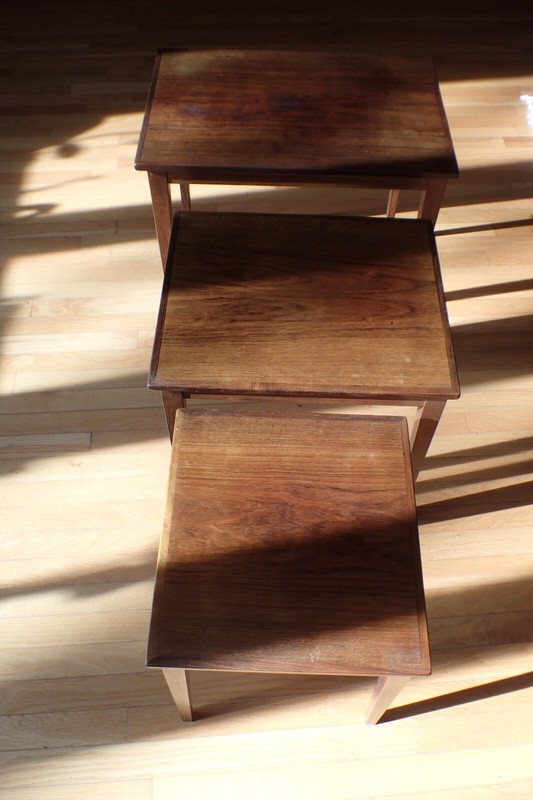 Mid- Century Modern Nesting Tables kvalite funktion Denmark George Tanier gallery