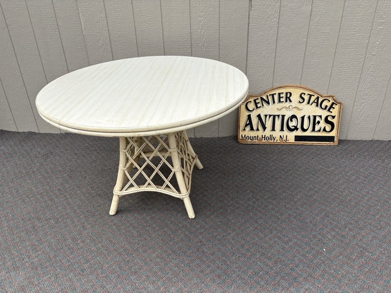 55219 Wicker Rattan Dining Kitchen Foyer Garden Table 42″ Round Top