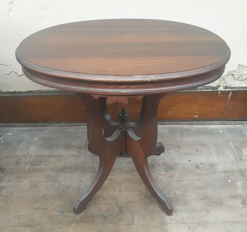Antique 28″ Victorian Walnut Oval Parlor Lamp Table w Fancy Inlay NICE Condition