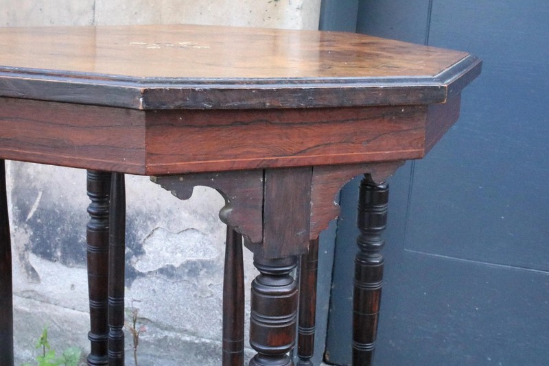 Victorian Aesthetic Movement Octagonal Inlaid Occasional Table on Castors – Pie gallery