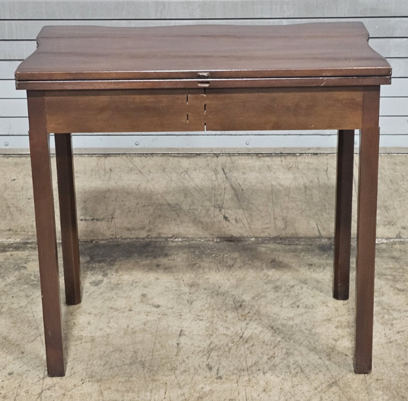Kittinger Williamsburg Chippendale Style Mahogany Hall Table Game Table CW 3 gallery