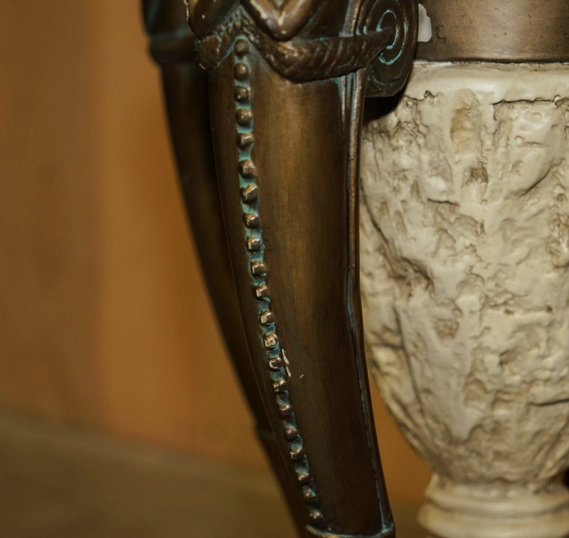 STUNNING VINTAGE EGYPTIAN REVIVAL SIDE END LAMP WINE TABLE WITH SOLID MARBLE TOP gallery