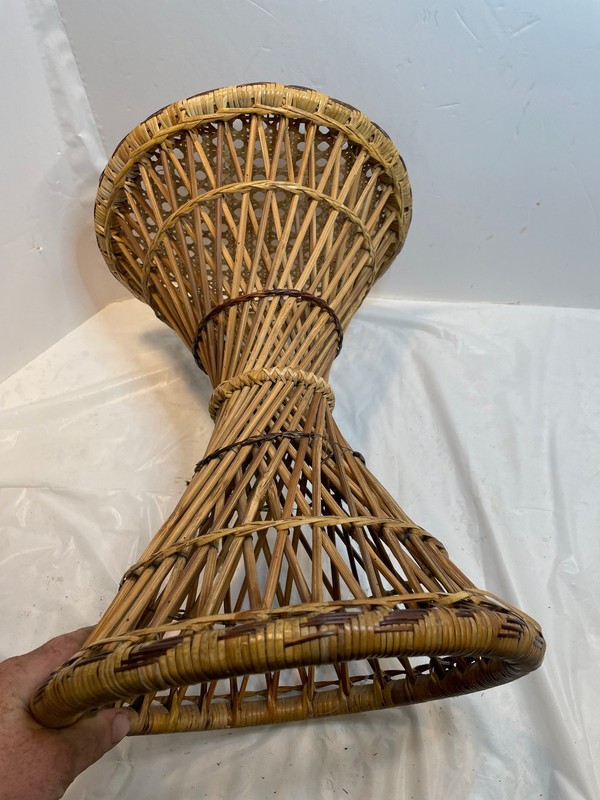 Vintage Wicker Rattan End Table Plant Stand Round Hour Glass 17" x 12.25" gallery