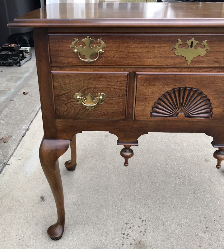 1980'S STATTON PRIVATE COLLECTION OXFORD ANTIQUE CHERRY 4 DRAWER TABLE gallery