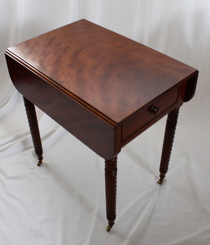Antique Mahogany Drop Leaf Table. Drawer On Each End. Carved Pineapple Legs 1830