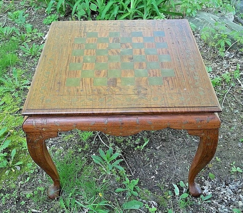 ANTIQUE ANGLO-INDIA BRASS INLAID CHECKERBOARD SIDE TABLE gallery