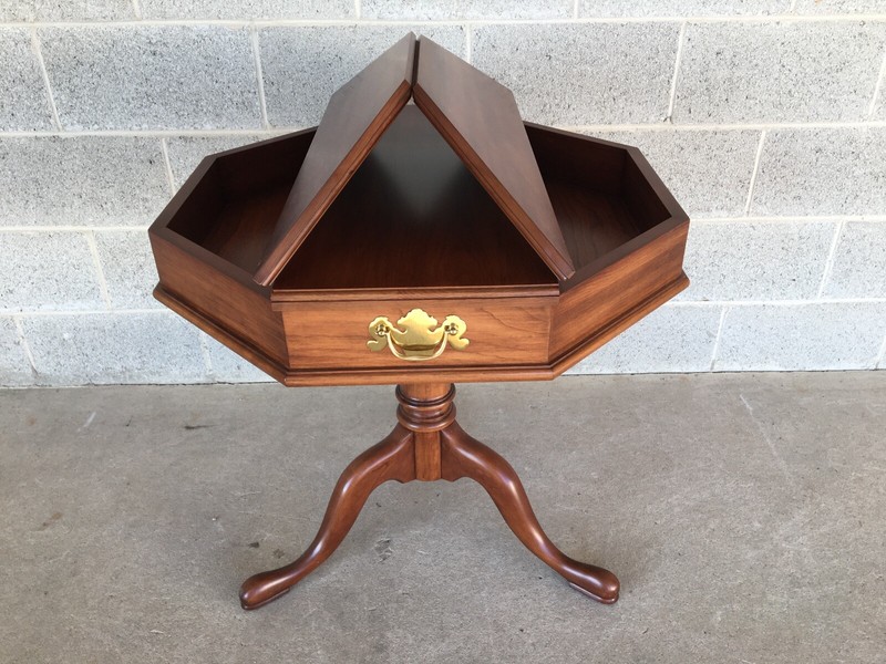 HENKEL HARRIS GEORGIAN STYLE CHERRY JEFFERSON TABLE - FINISH 24 gallery
