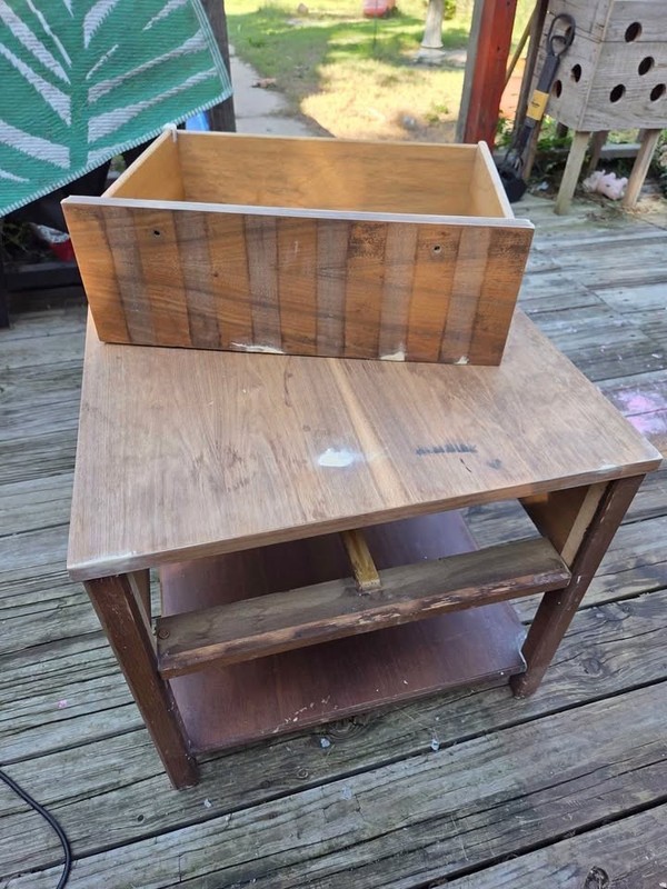 Refurnished Broyhill Premier end table. Custom painted. Decoupage bison graphic. gallery