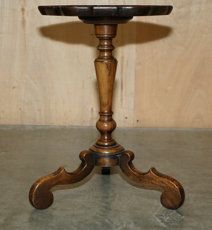FULLY RESTORED ANTIQUE CHARLES TOZER OYSTER MAHOGANY TRIPOD SIDE END LAMP TABLE gallery