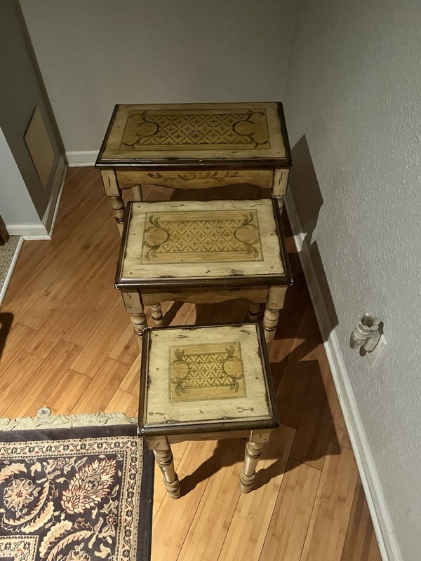 Florentine Vintage Italian Gilded Nesting Tables, Set of 3 gallery