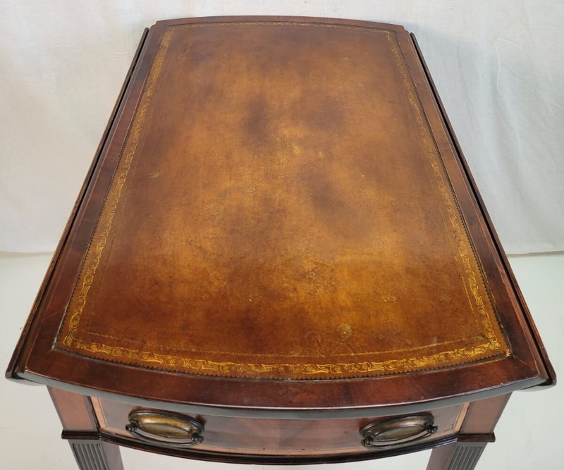 1920s Hepplewhite English Sofa Table, Drop Leaf, Reeded Banded Legs gallery
