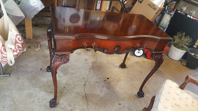 1940's Georgian Style Mahogany Expanding Game, Dining Table with 3 Leaves gallery