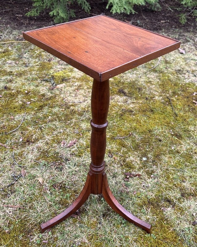 18th-19th Century Tilt Top Walnut? Wood Pedestal Candle Plant Stand Table gallery