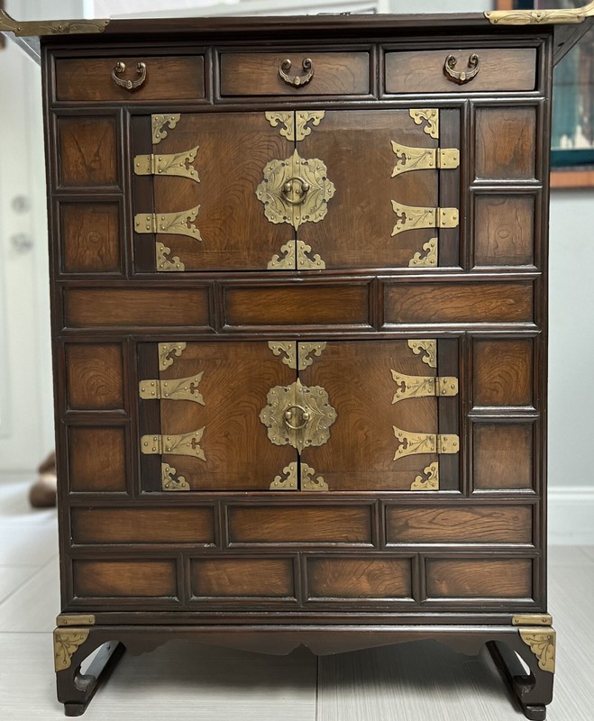 Vintage Oriental Side Table/ Cabinet