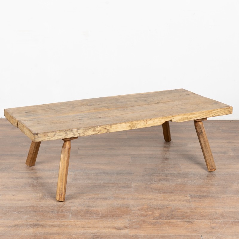 Early 20th Century Rustic Peg Leg Coffee Table