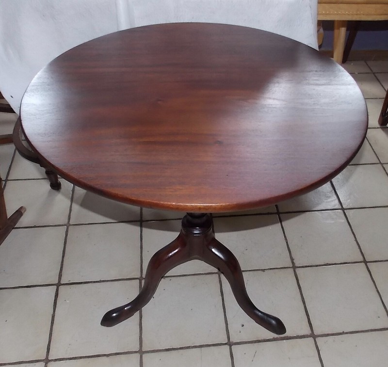Round Mahogany Lamp Table / Parlor Table (RP-PRT112)