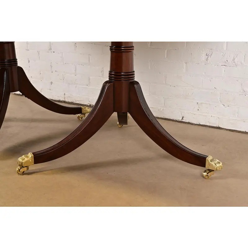 Stickley Georgian Banded Mahogany Double Pedestal Dining Table, Newly Refinished gallery