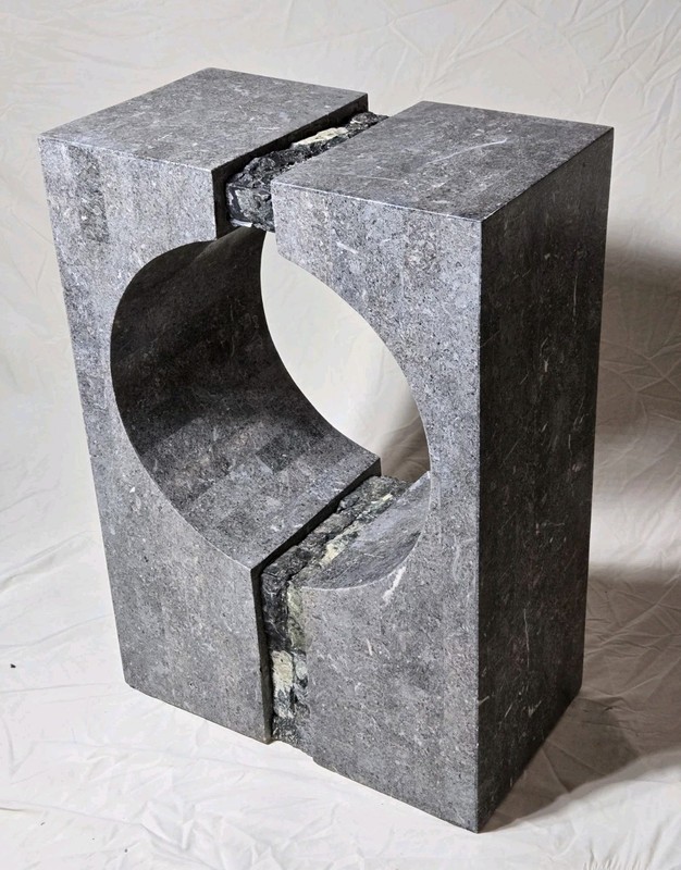 Vintage 80s Mid-century Modern Graphic Tessellated Granite Accent Table 27"x 29" gallery