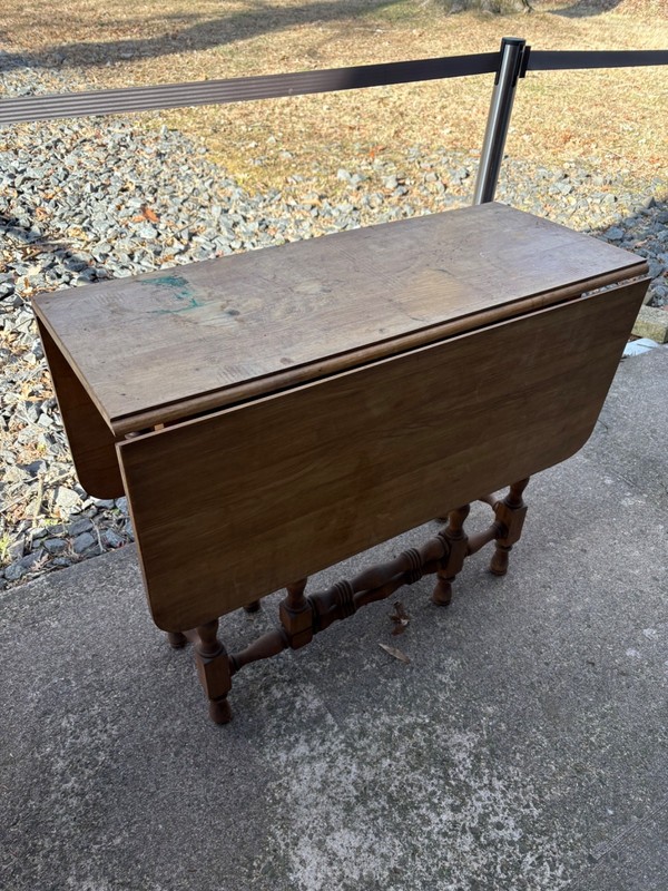 Vintage Antique Gate Leg Drop Leaf Expanding Table/Pickup at 08534