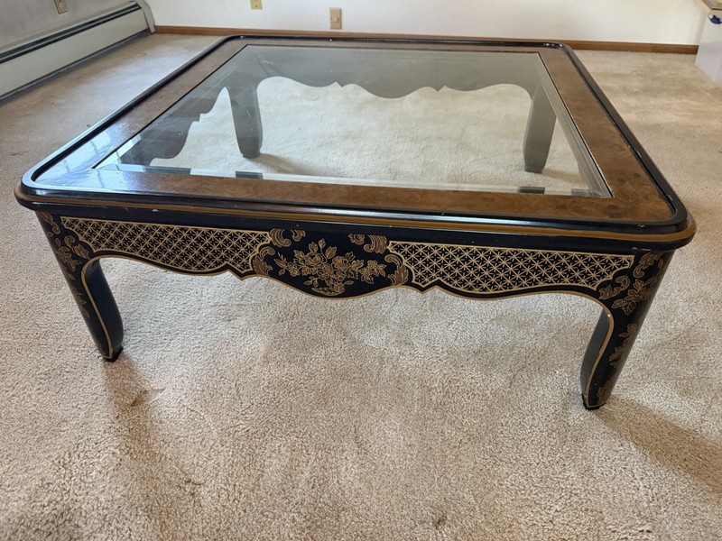 Drexel Heritage Et Cetera Collection Lacquered Asian Chinoiserie 42" Table gallery