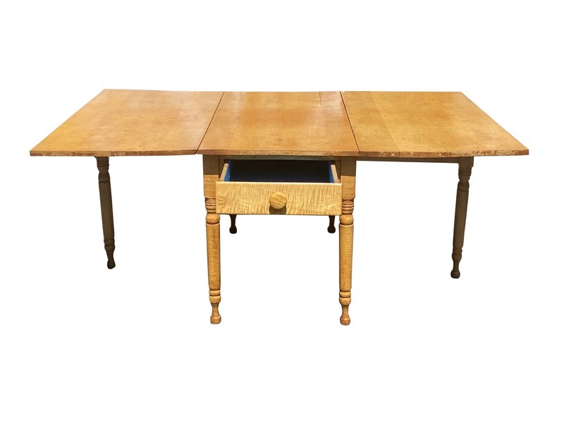FEDERAL STYLE TIGER MAPLE GATELEG DINING TABLE WITH BOLD GRAIN AND LARGE DRAWER gallery