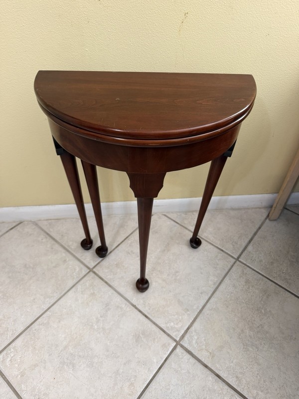 Antique Harden Queen Anne Style Cherry Demilune Gate Leg Occasional Table