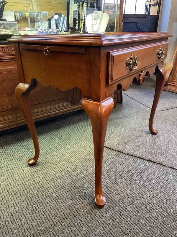 Mid 20th Century Cherry Queen Anne Style Side Glide One Drawer Tea Table gallery