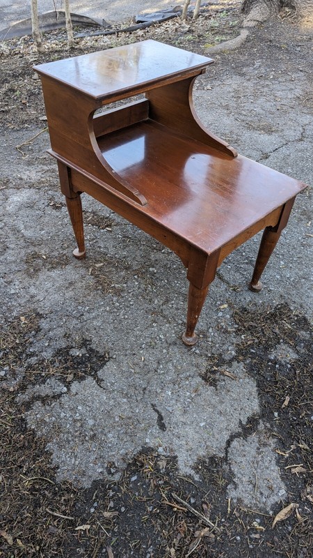 Harden Cherry End Table, Pick Up Only , 13080 Near Syracuse NY