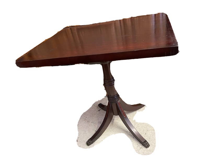 Vintage Claw feet Wood table