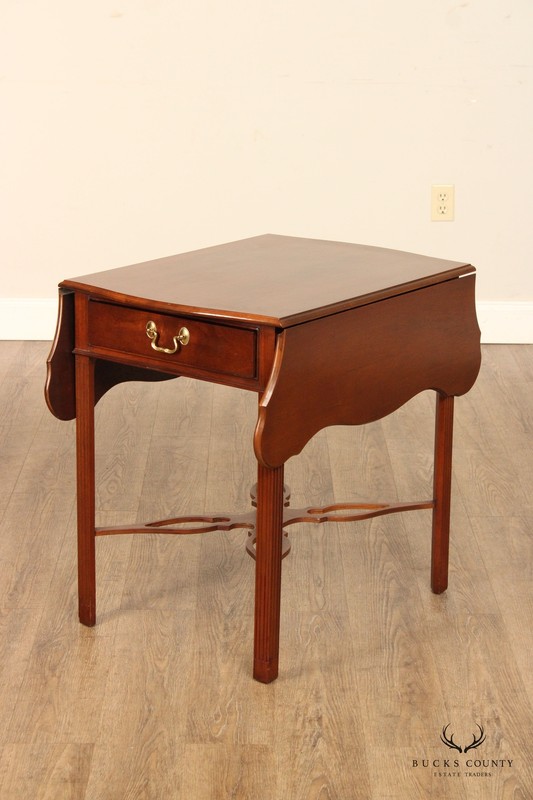 Councill Craftsmen Chippendale Style Mahogany Drop Leaf Side Table gallery