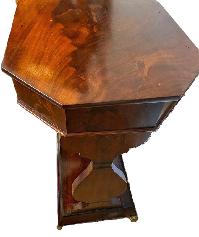 Antique Biedermeier Mahogany Sewing Table c.1825–1830 gallery