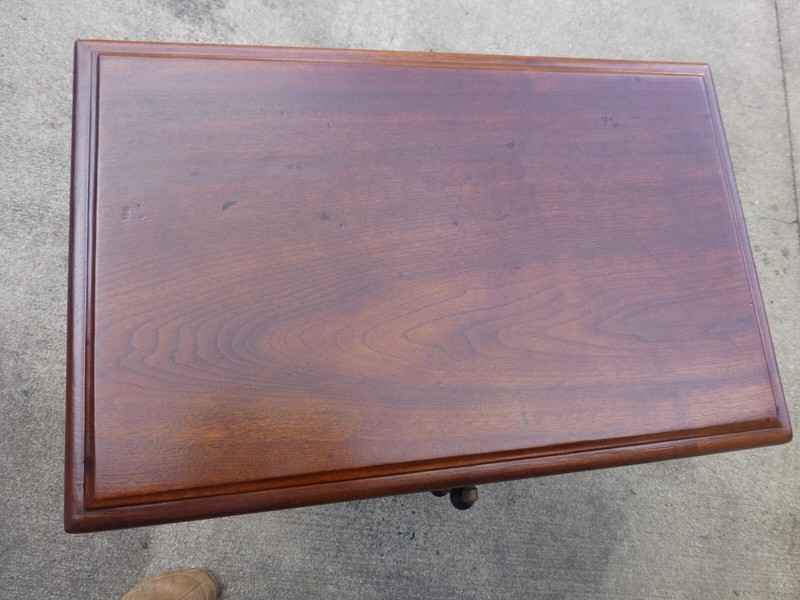 AMERICAN ROCOCO WALNUT 2 DRAWER SEWING STAND TABLE c1860 gallery