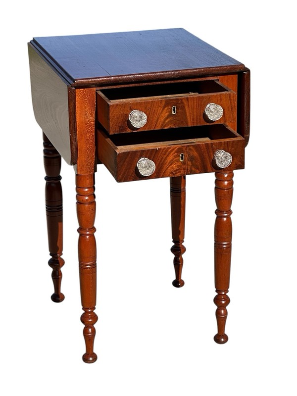 ANTIQUE SHERATON VERMONT MAHOGANY DROPLEAF WORK TABLE WITH SANDWICH GLASS PULLS gallery