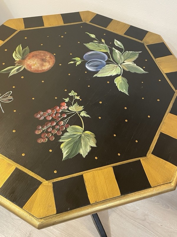 Vintage Hollywood Regency Gilt Octagonal Tilt Top Tea Table Gold Tripod Pedestal gallery