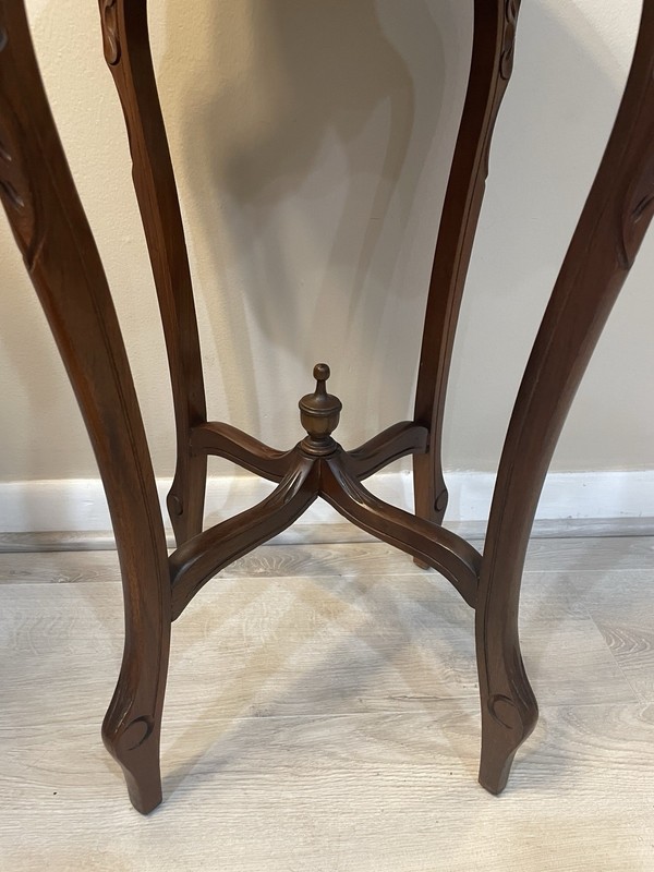 VTG Queen Anne Victorian Round Side Table French Parlor Carved Wood End Stand gallery