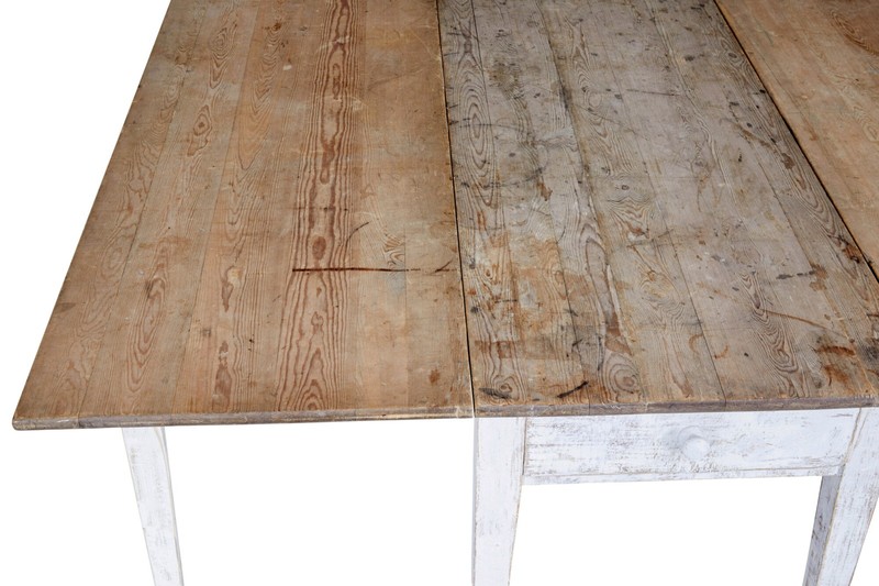 19TH CENTURY PINE DROP LEAF KITCHEN TABLE OF LARGE PROPORTIONS gallery