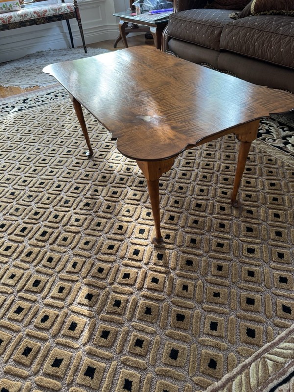 D.R. Dimes Tiger Vintage Maple Queen Anne Porringer Tea Table. -Pickup only gallery