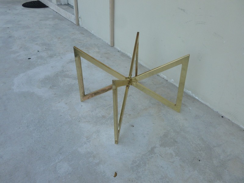 STYLISH ARCHITECTURAL 70'S 4 INTERSECTING BRASS PLATED TRIANGLES COFFEE TABLE gallery