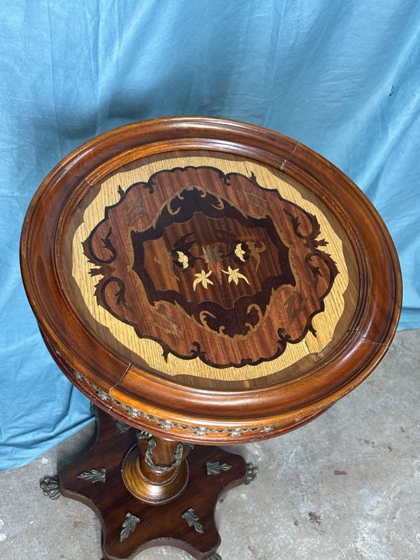 French Louis XVI Baroque Marquetry Side Table W/ Decorative Brass Accents gallery