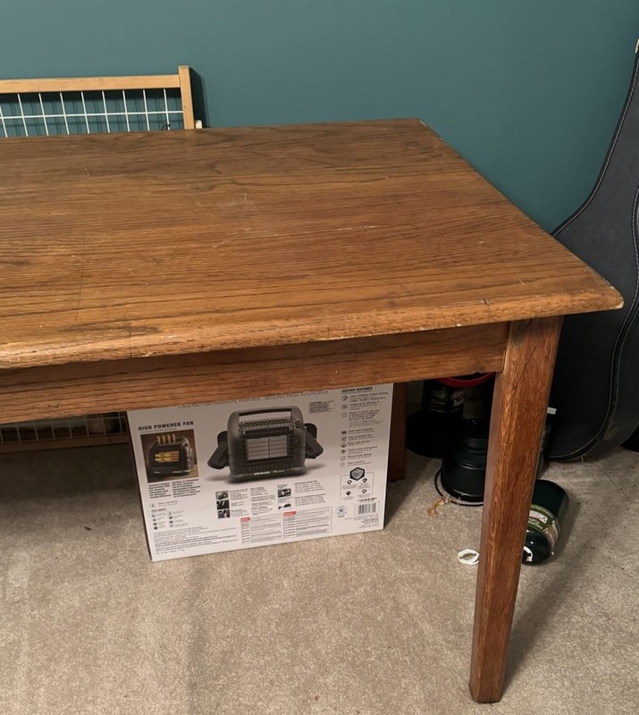 100 Year Old Solid Oak Table. 30 x 84 x 29 Inches. Beautiful Top. Good Quality gallery