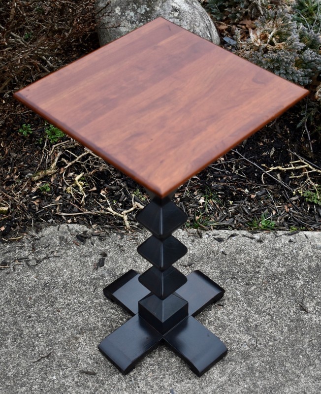 Vintage Ethan Allen Transitional Style Two Tone Side Table gallery