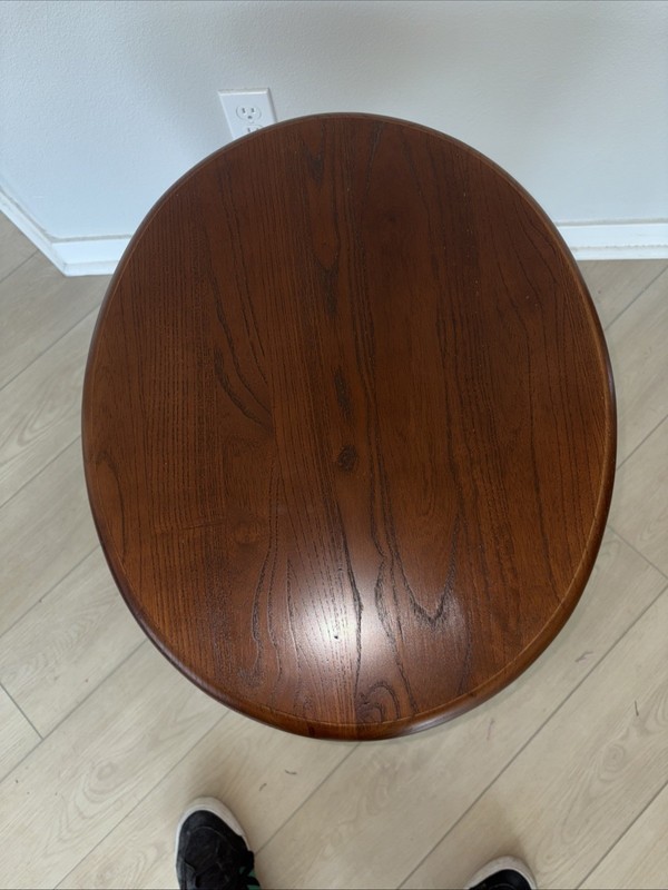Drexel Heritage Oval Side Table gallery