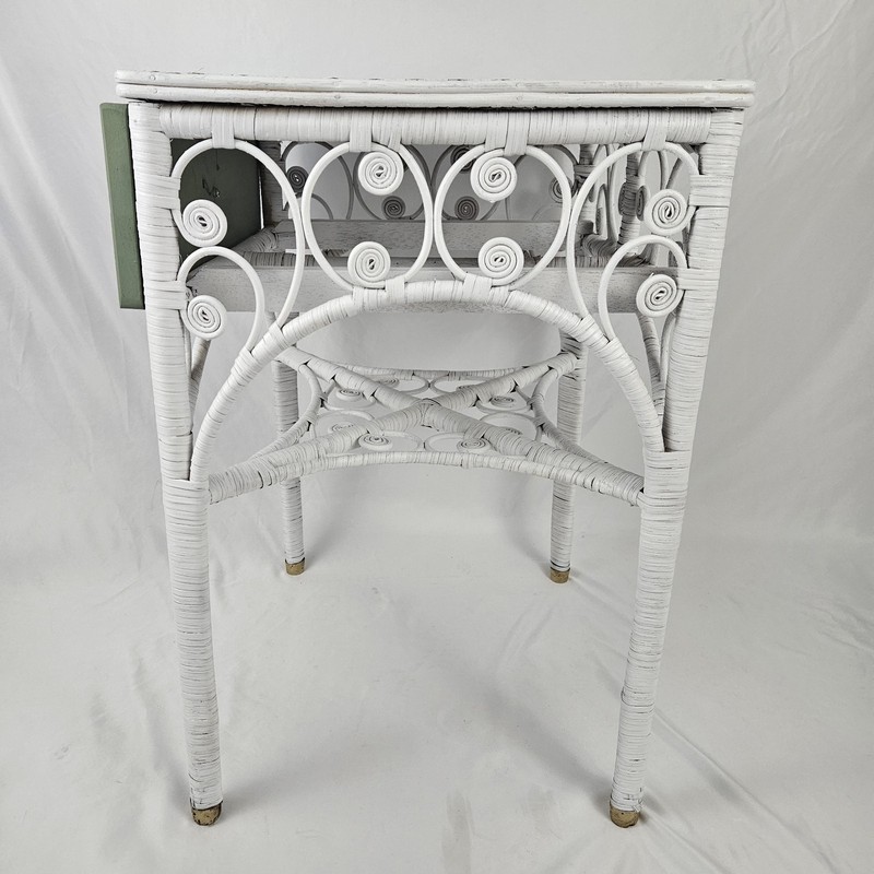 Vintage White Wicker End Table French Country Peacock Rattan Farmhouse Victorian gallery
