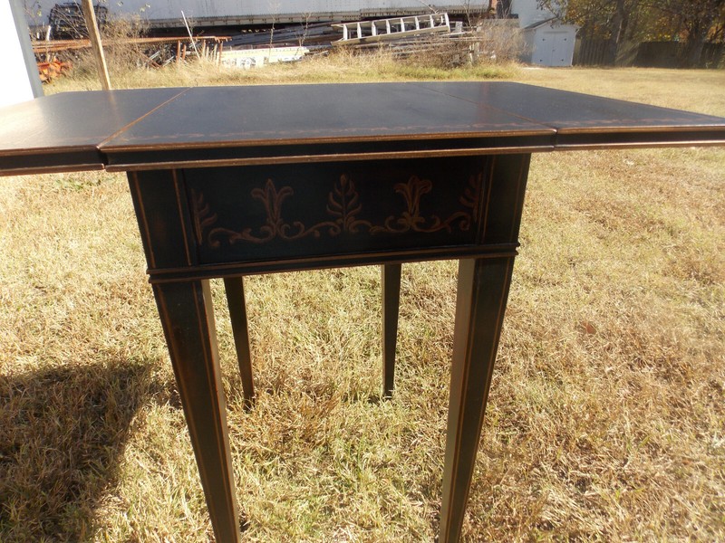 Black Hand Painted Crackle Finish Dropleaf End Table / Side Table (ET412) gallery