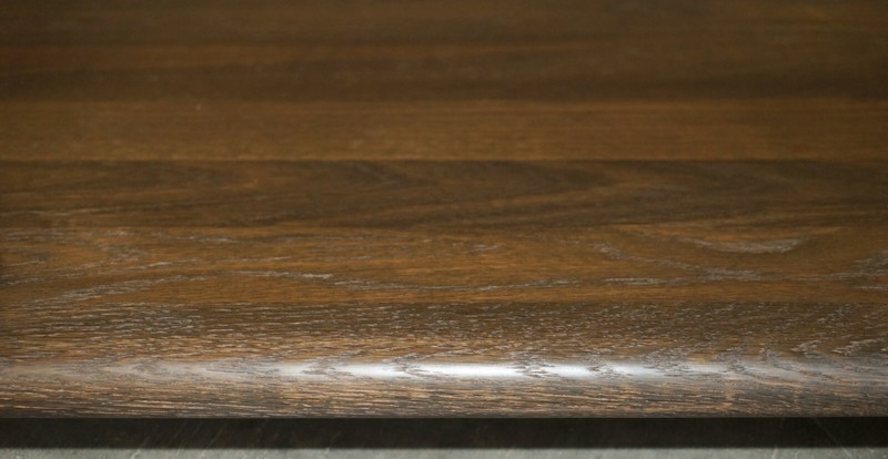 DECORATIVE DESIGNER GLASS & SEARED OAK TWO TIER COFFEE TABLE LOVELY PATINA gallery