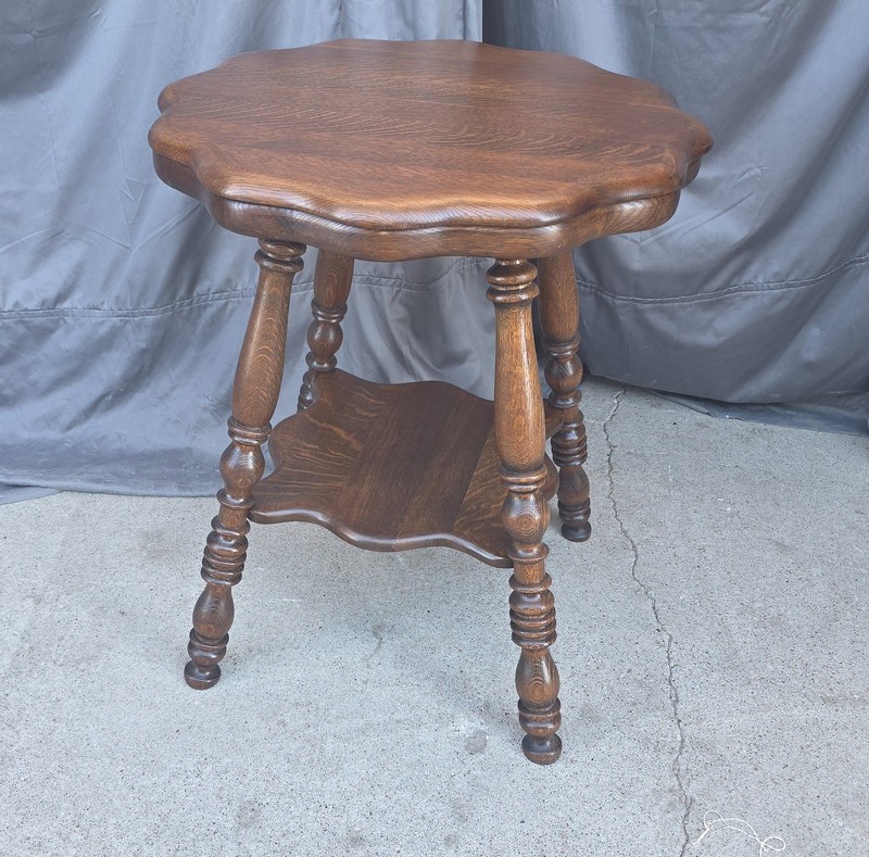 Antique Oak Lamp table with large turned legs – Quarter Sawn Oak